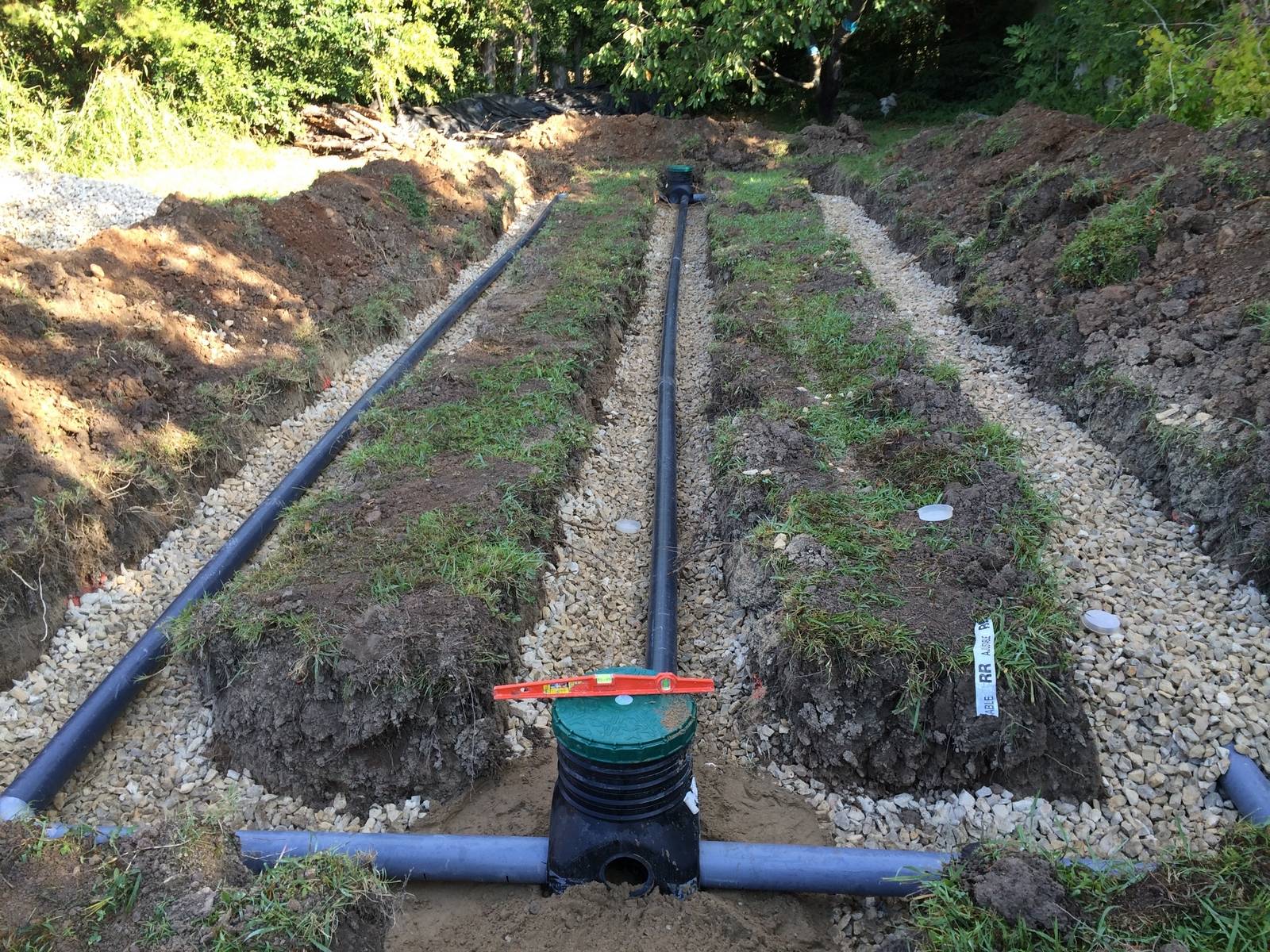 Terrassement à Salon de Provence - MAUREL TP vous propose ses services pour tous vos travaux de terrassement et assainissement, Bouches-du-Rhône